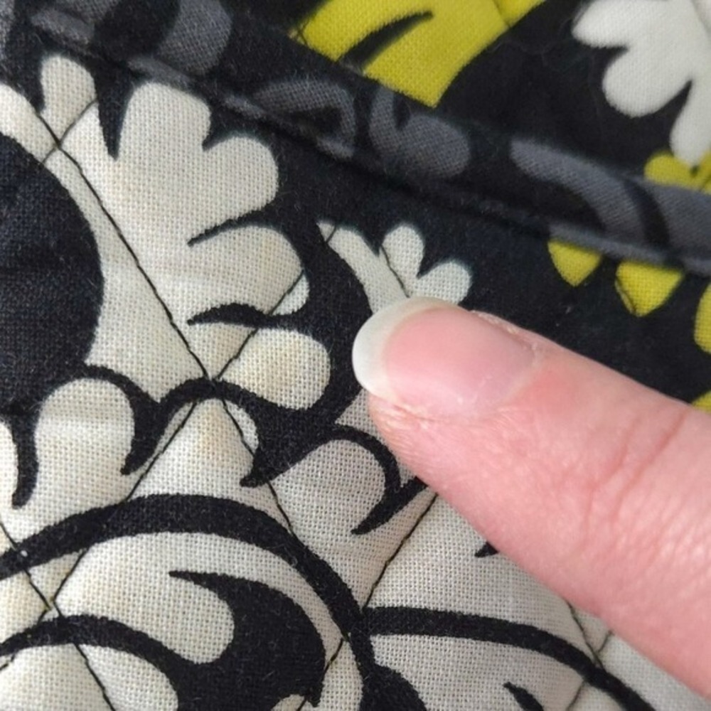 Vera Bradley Yellow‎ & Black Baroque Small Crossbody Handbag - Picture 7 of 7